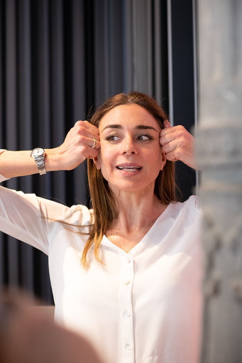 ILUMINA Y TONIFICA TU ROSTRO EN 30 DIAS